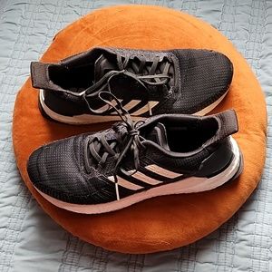 Adidas Boost Green Size 11 Very Good Condition